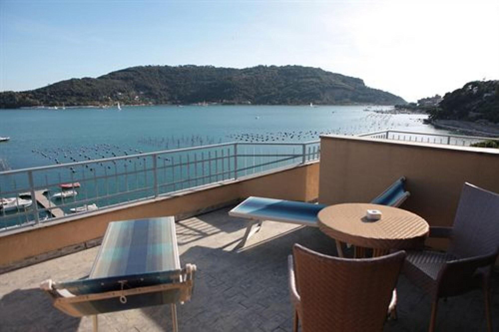 Royal Sporting Hotel Porto Venere Exterior photo