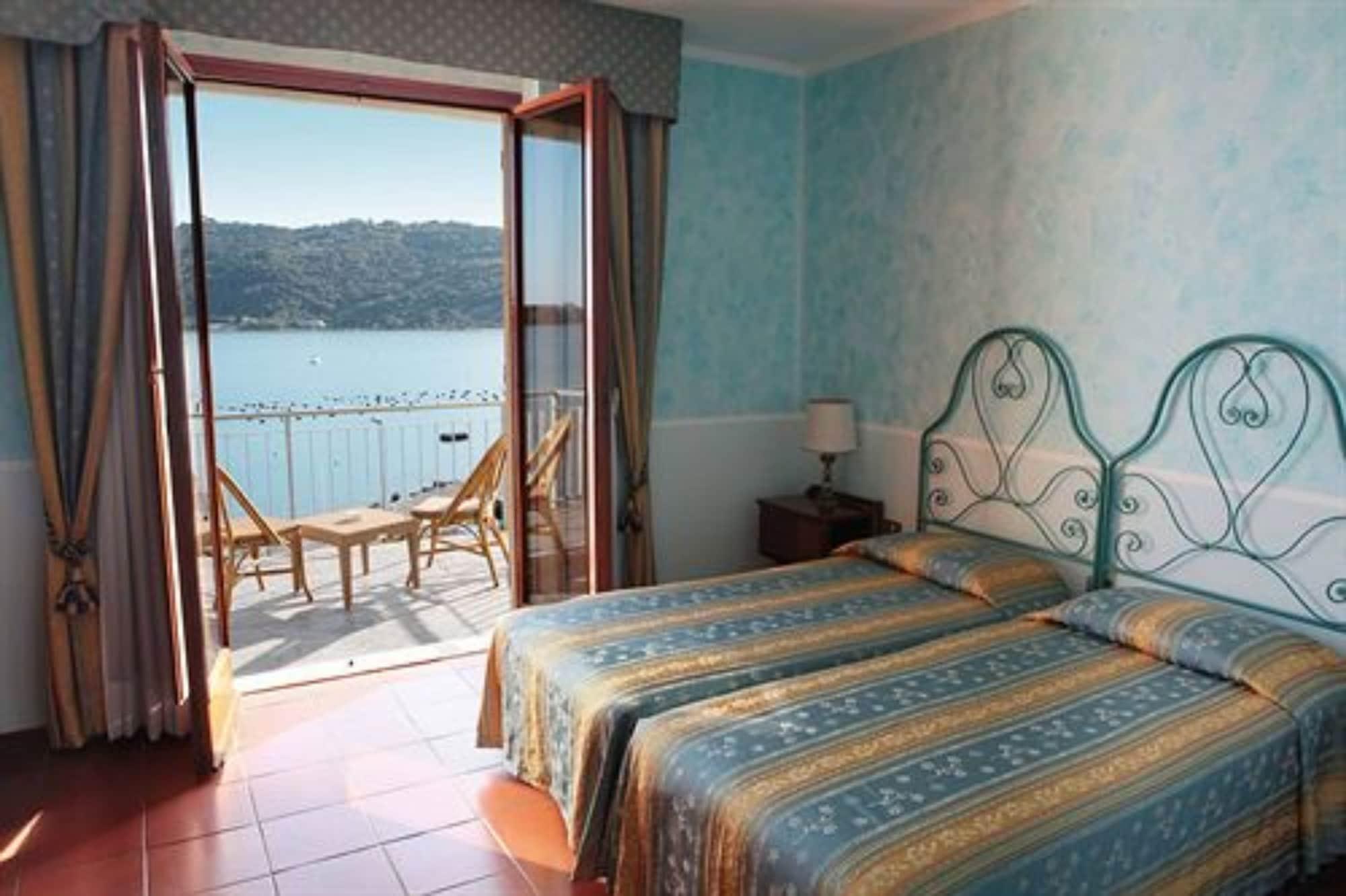 Royal Sporting Hotel Porto Venere Exterior photo