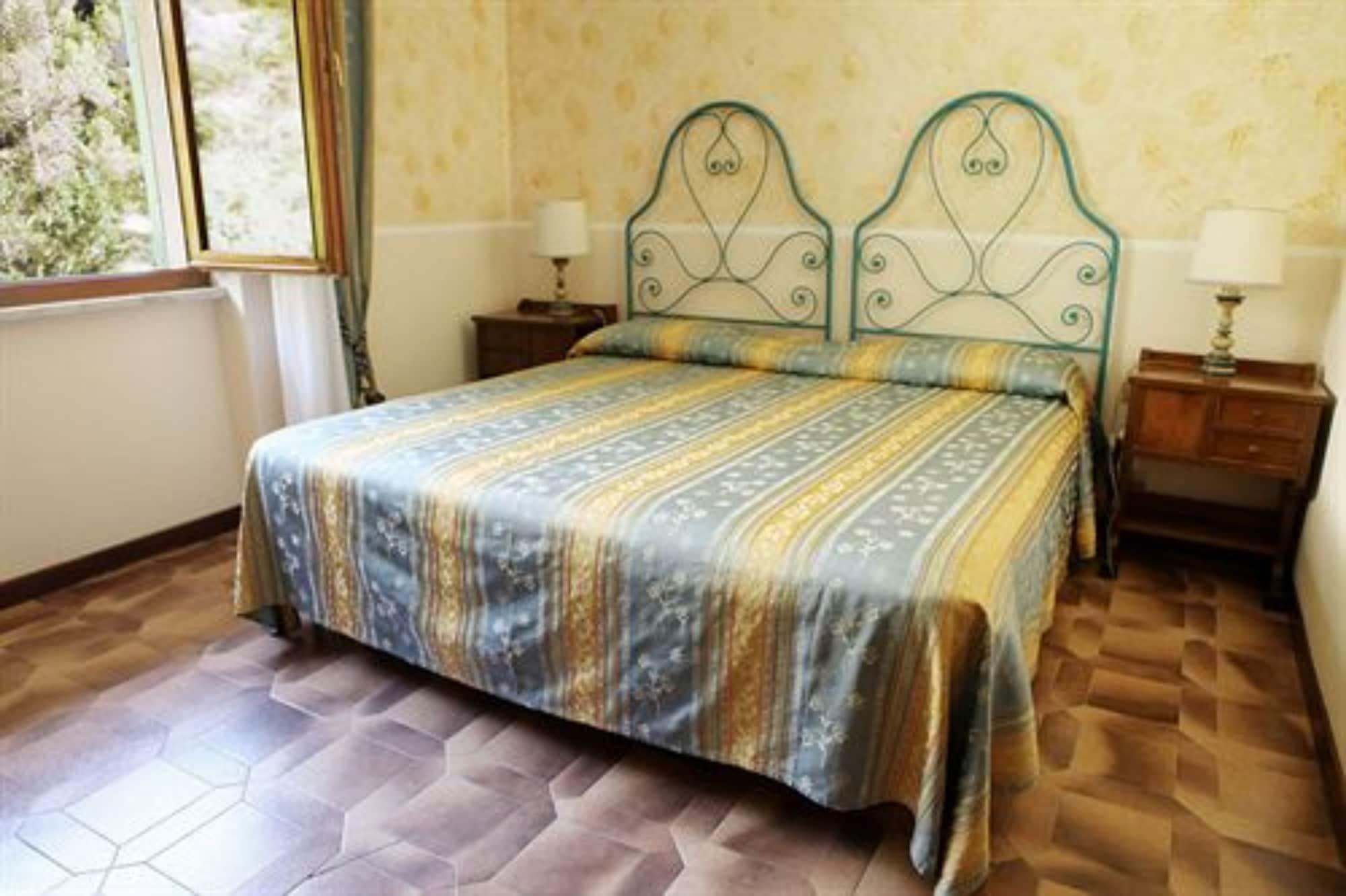 Royal Sporting Hotel Porto Venere Exterior photo