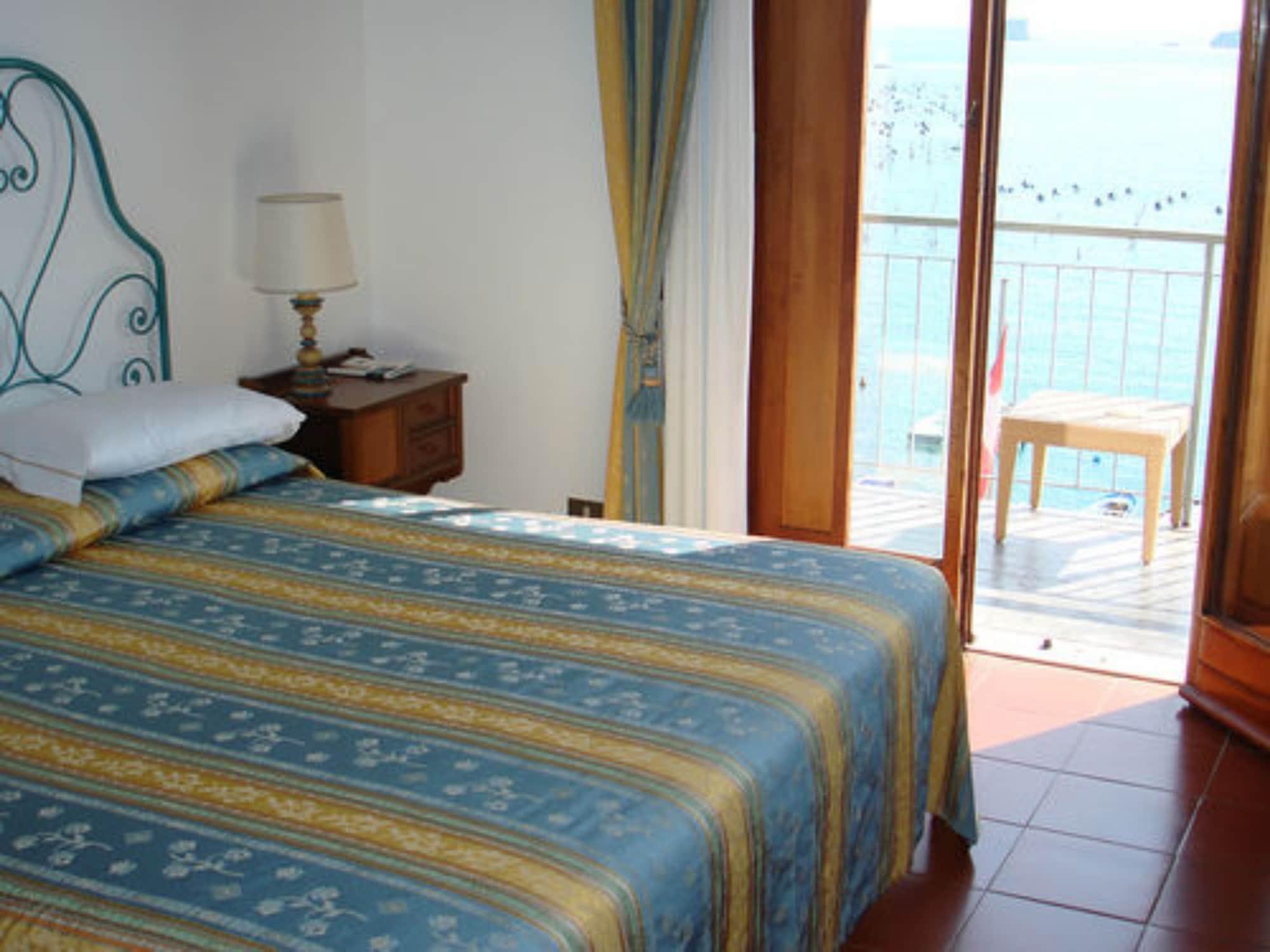 Royal Sporting Hotel Porto Venere Exterior photo