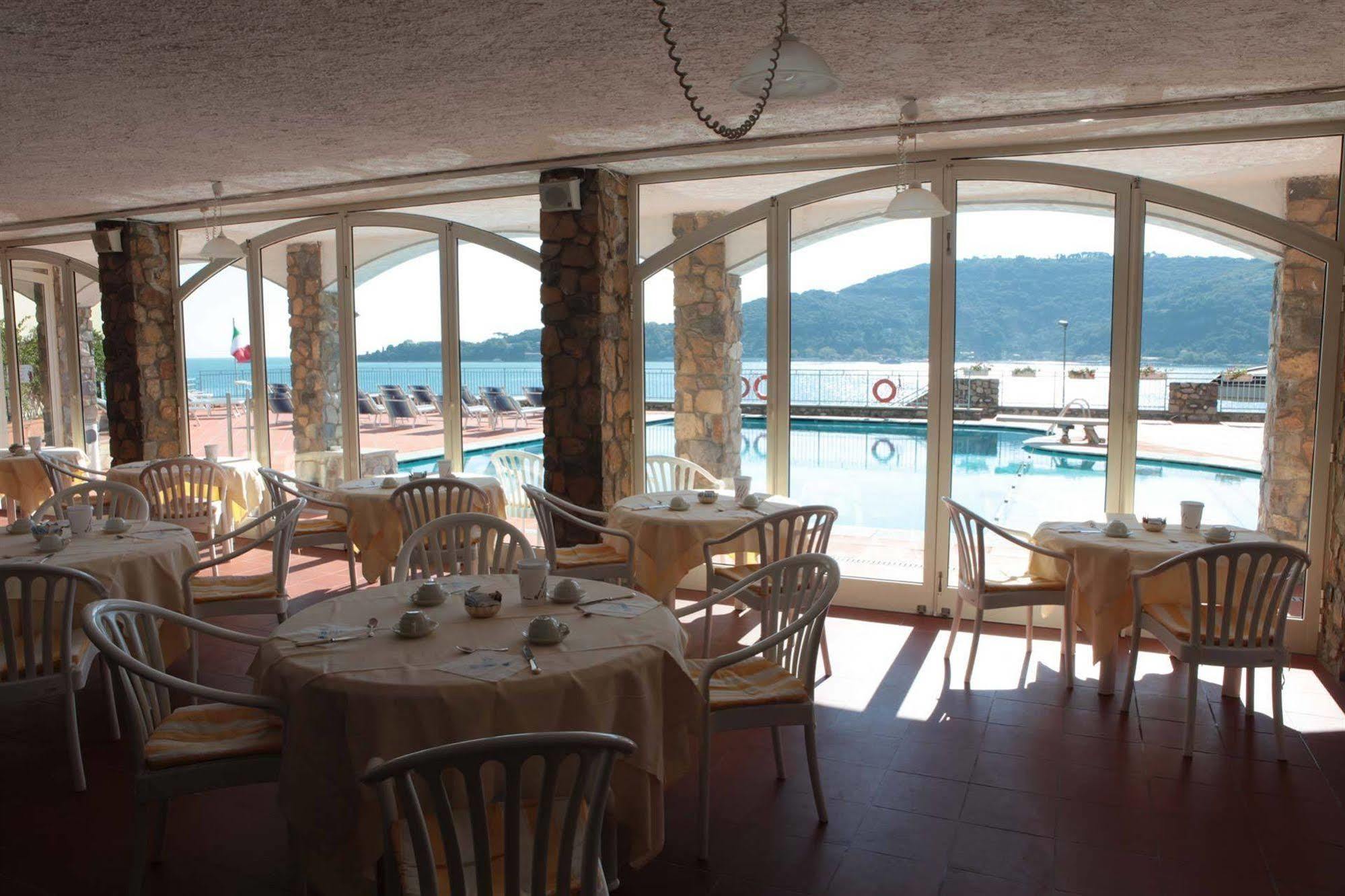 Royal Sporting Hotel Porto Venere Exterior photo