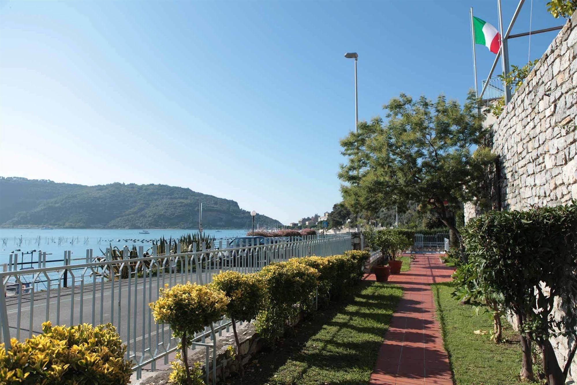 Royal Sporting Hotel Porto Venere Exterior photo
