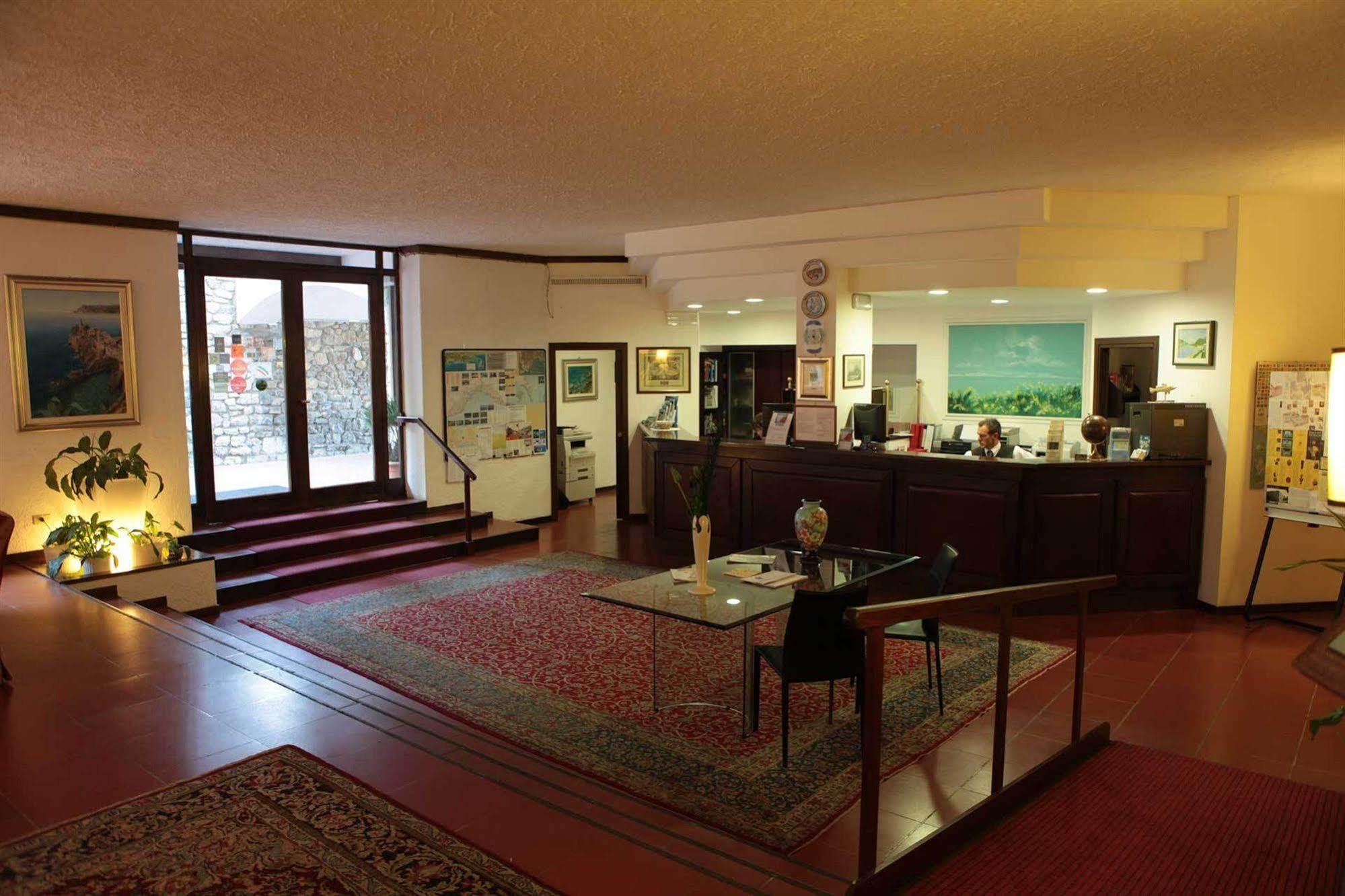 Royal Sporting Hotel Porto Venere Exterior photo